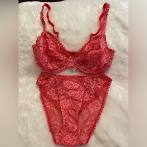 Bra and panty set, NEW